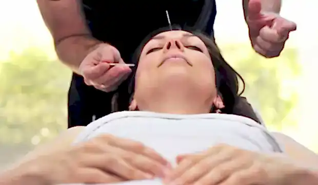 Akupunktur İle Bulantı Kusma Tedavisi